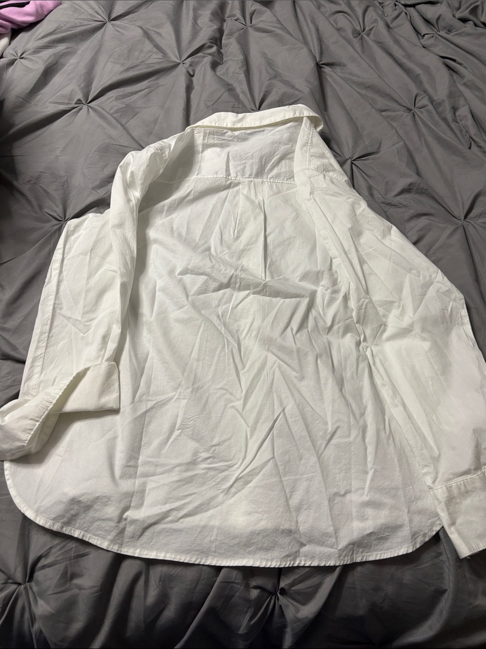 Old Navy Women’s White Button-Front Dress Shirt - Picture 4 of 4